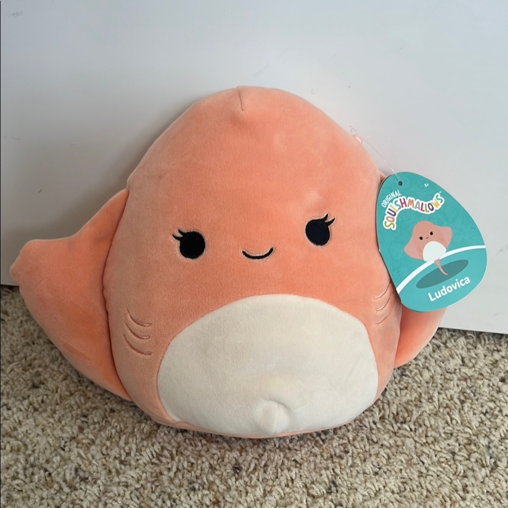 Squishmallows Ludovica
